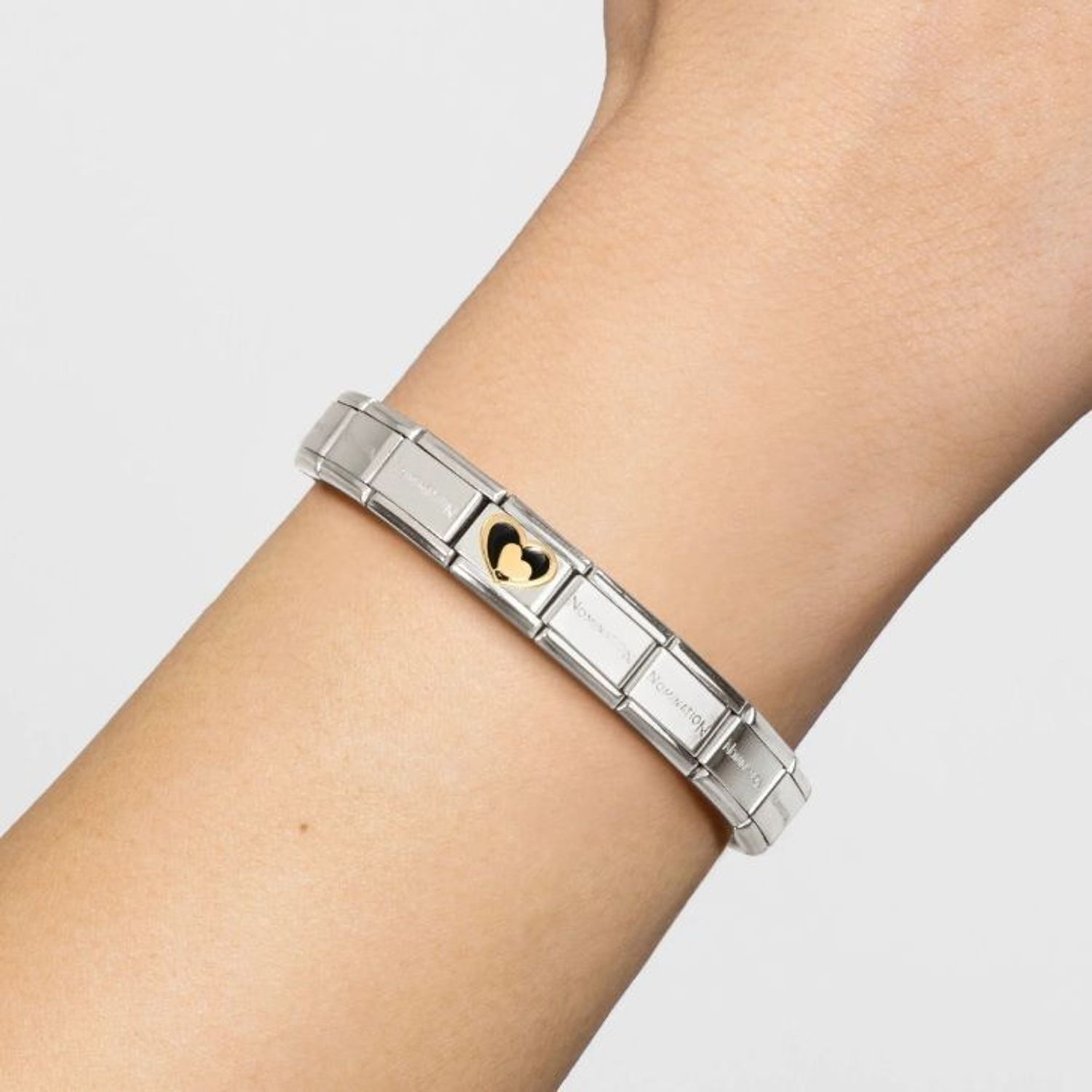 Charms Nomination Link 18K zawieszka złoto Czarne serce ze złotym sercem  030283 26.jpg